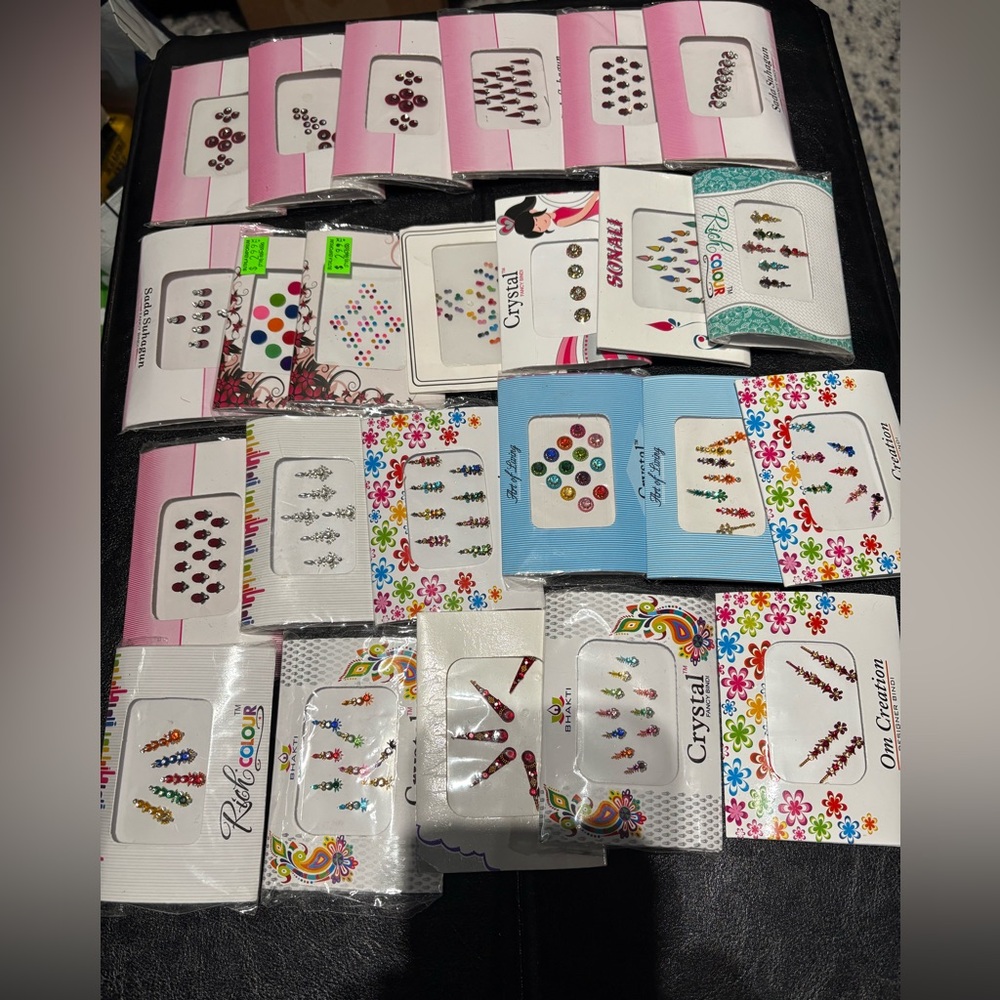 Assorted Bindi Faces Sticker Collection. - image 3